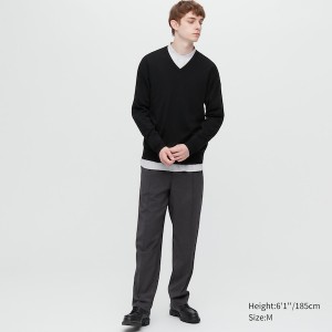 Black Men Uniqlo Extra Fine Merino V-Neck Sweaters | 3618-NPJDB