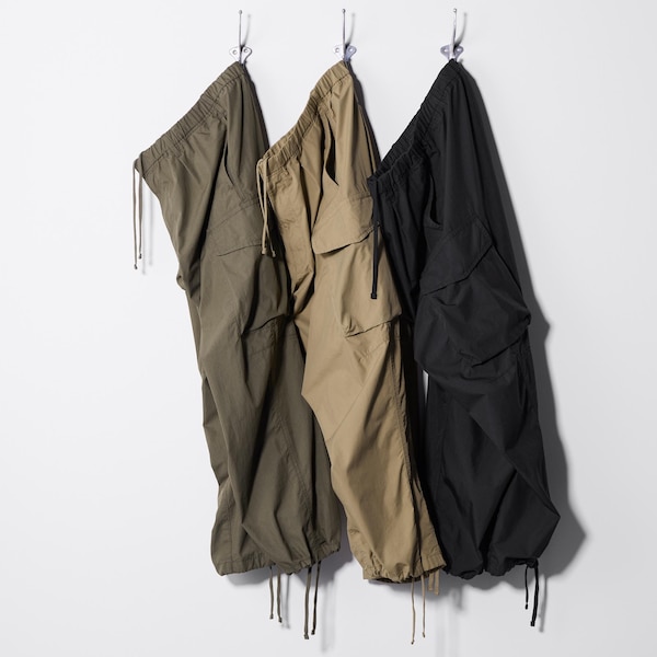 Khaki Men Uniqlo U Wide-Fit Parachute Cargo Pants | 2714-EVBOR