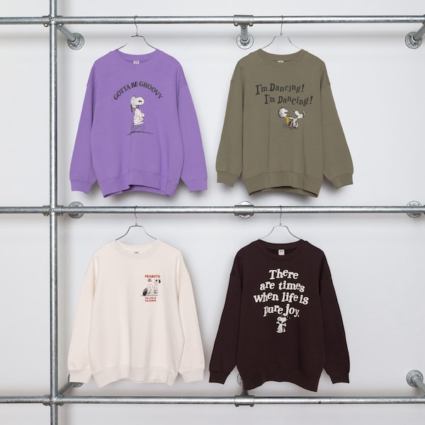 Olive Women Uniqlo PEANUTS Dance Time with Snoopy Long-Sleeve Sweatshirts | 9527-IZEVL